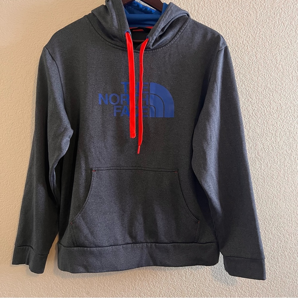 The North Face Pullover Hoodie Size Medium